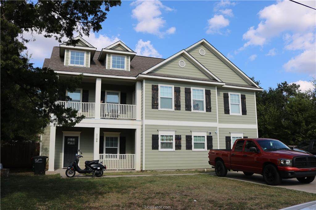 1109 Carolina Street - Photo 1