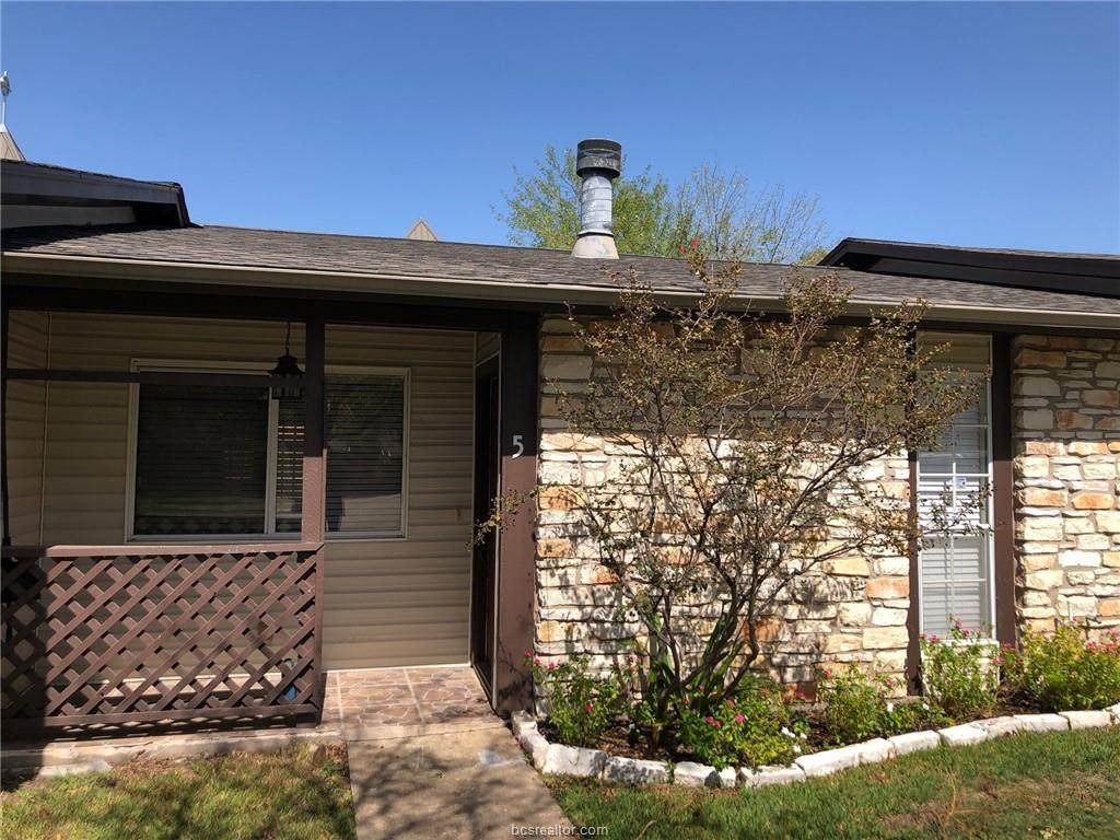 2100 Windsor - Photo 1