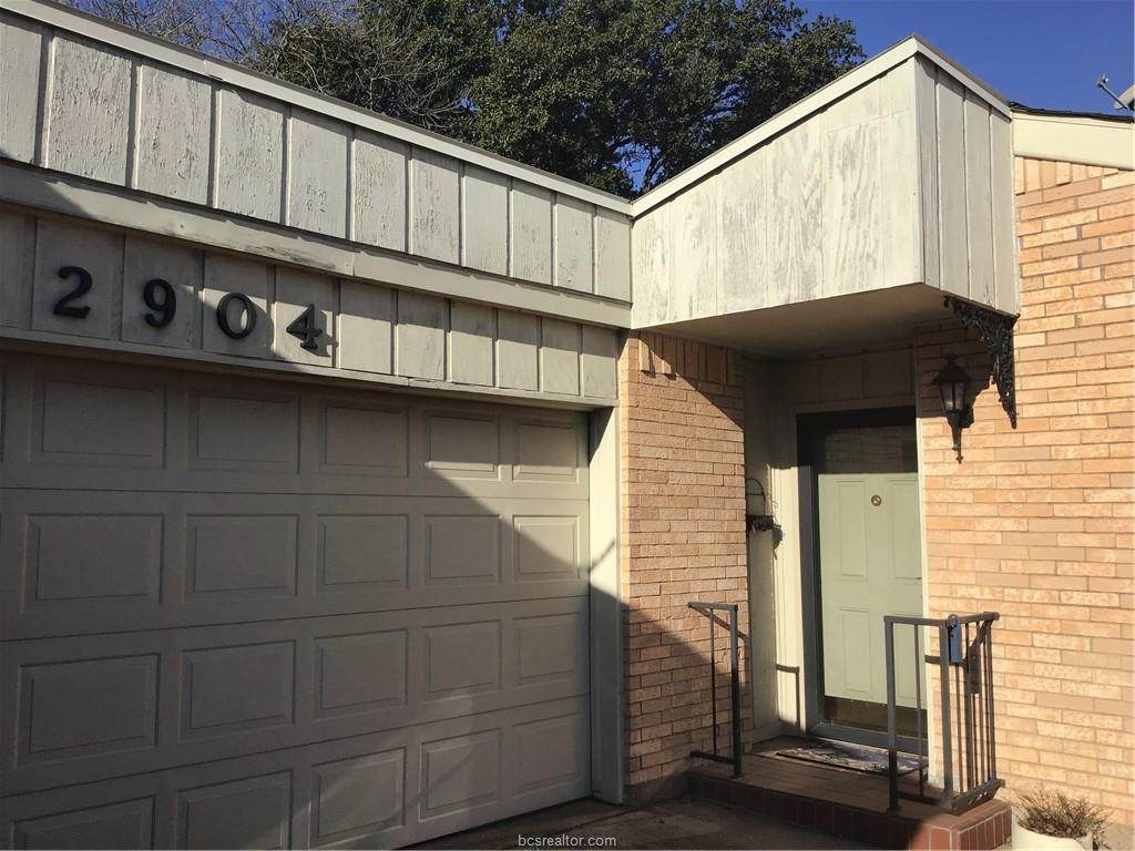 2904 Cherry Creek Circle - Photo 1