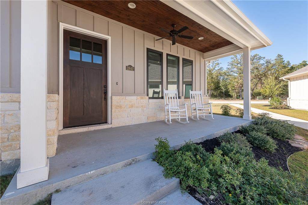 2842 Memory Lane - Photo 1
