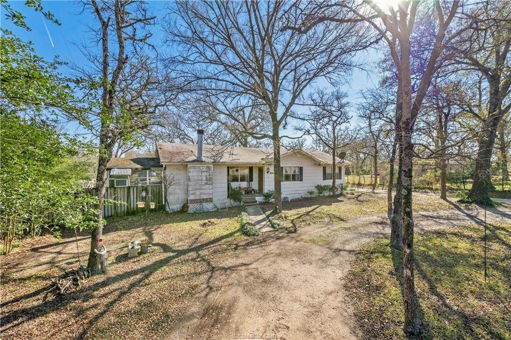 3755 Villa Maria Road - Photo 1