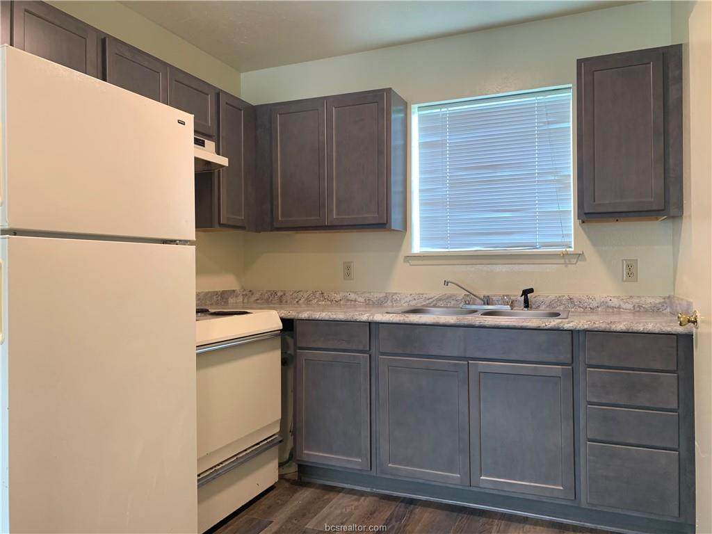 2413 Jaguar Drive - Photo 1