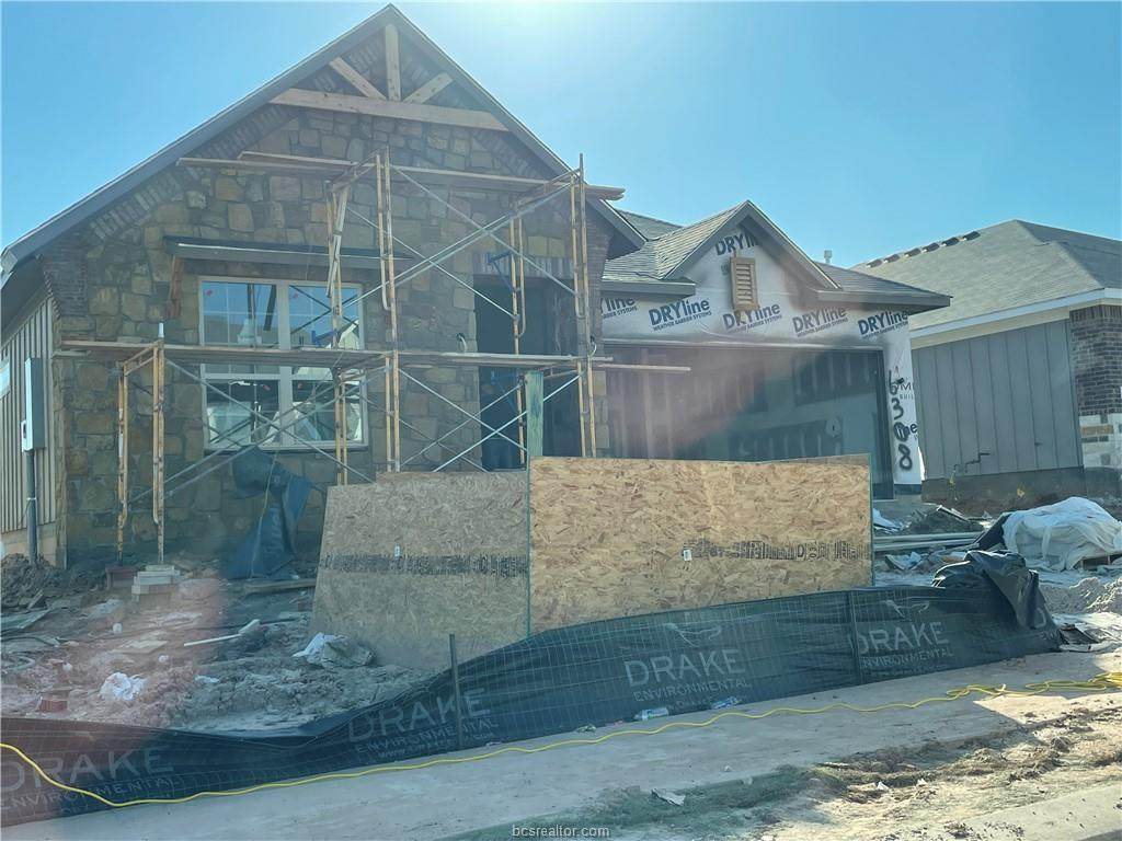6308 Southern Cross Drive - Photo 1