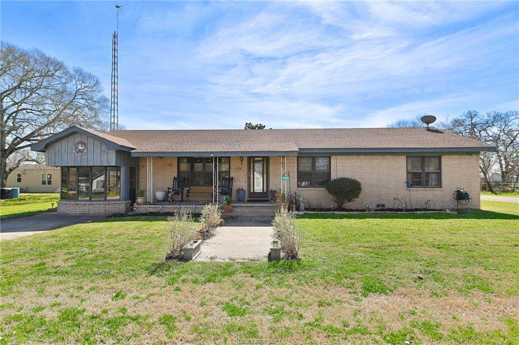 413 3rd Street - Photo 1