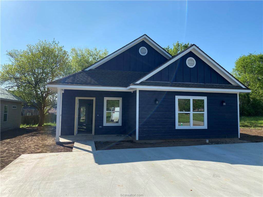903 Henderson Street - Photo 1