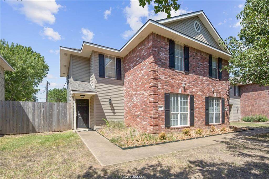 1208 Oney Hervey Drive - Photo 1