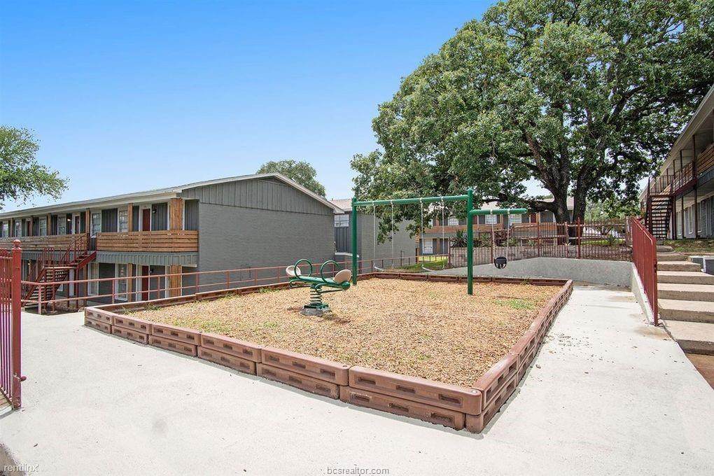3300 College Avenue - Photo 1