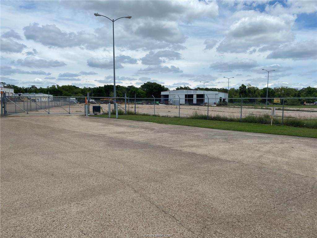 1590-F Harvey Mitchell Parkway - Photo 1