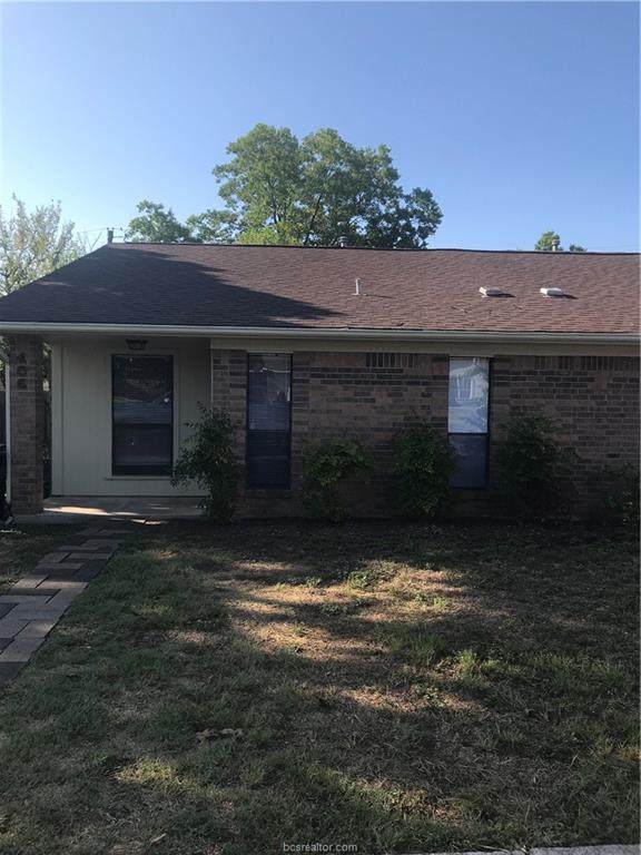 406 Brentwood - Photo 1