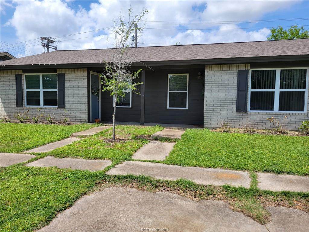1207 Airline Drive - Photo 1