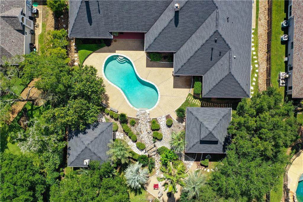 6024 Augusta Circle - Photo 1