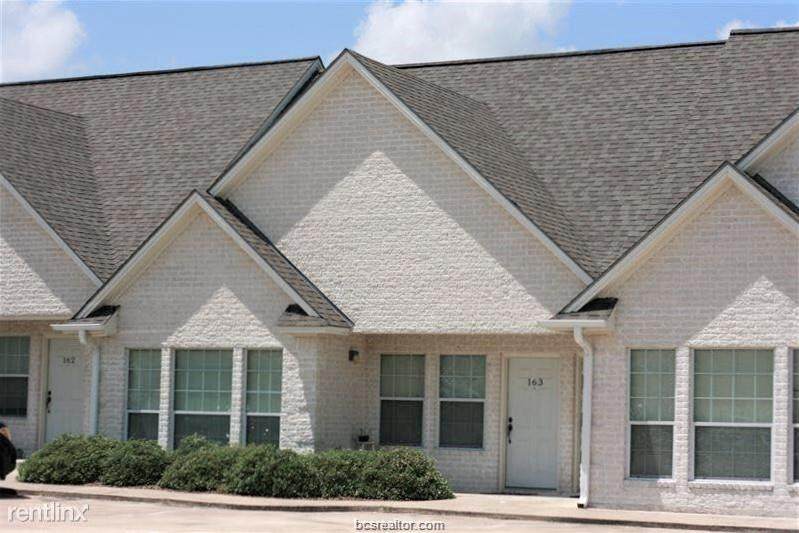 3628 Hampton Court - Photo 1