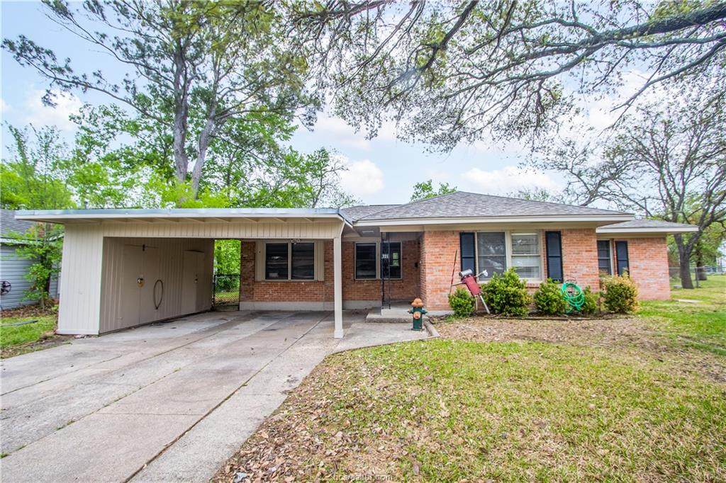 721 Lazy Lane - Photo 1