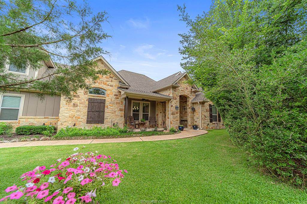 5386 Stetson Drive - Photo 1