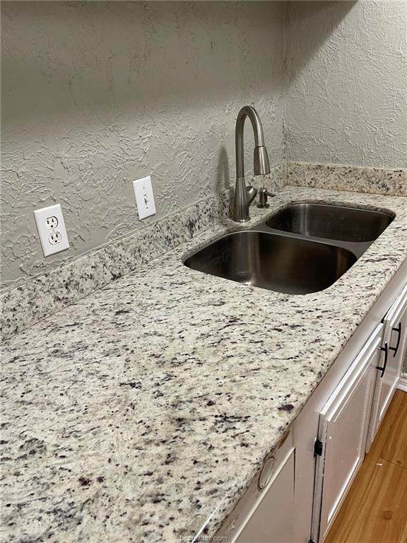 3300 College Avenue - Photo 1