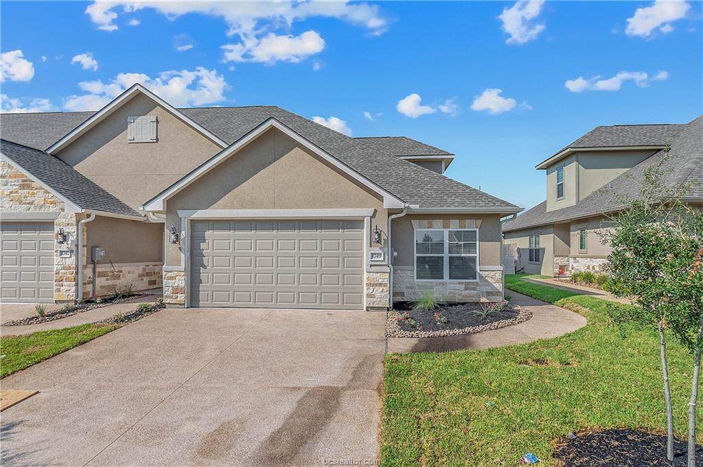 1752 Dakota Lane - Photo 1