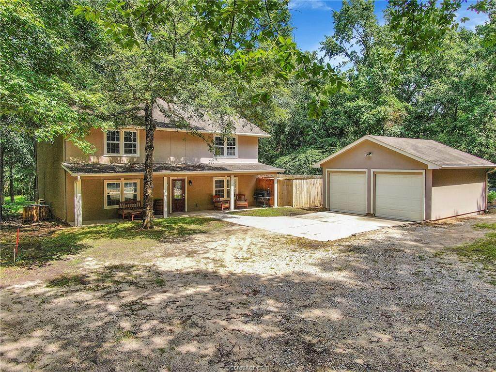 1372 Mohawk - Photo 1