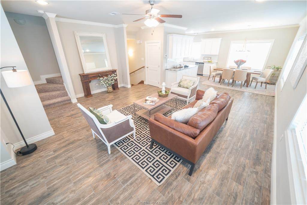 628 Clay Street - Photo 1