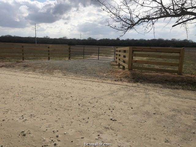 2934 Pin Oak Road - Photo 1
