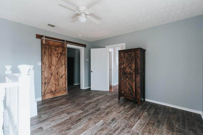 304 E 22nd - Photo 1