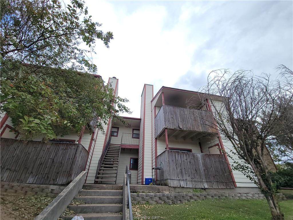 1107 Verde Drive - Photo 1
