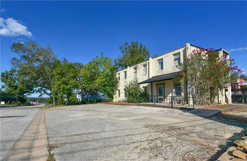 108 Main Street - Photo 1