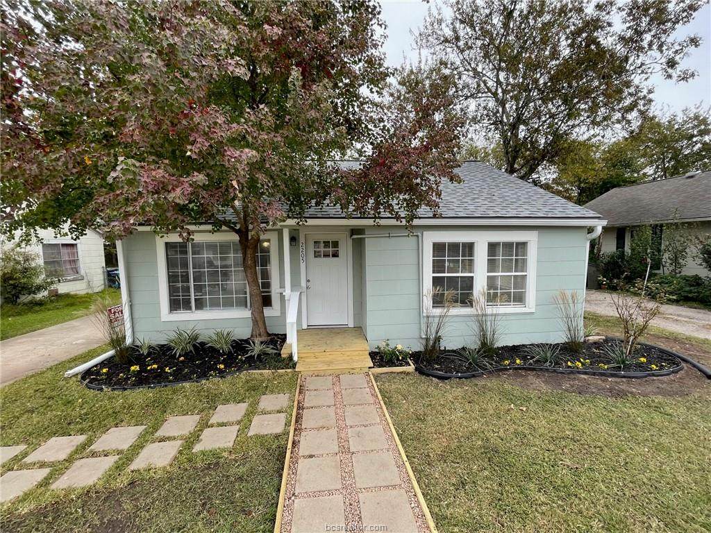 2205 Cavitt - Photo 1