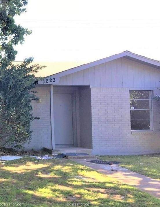 1223 Airline Drive - Photo 1