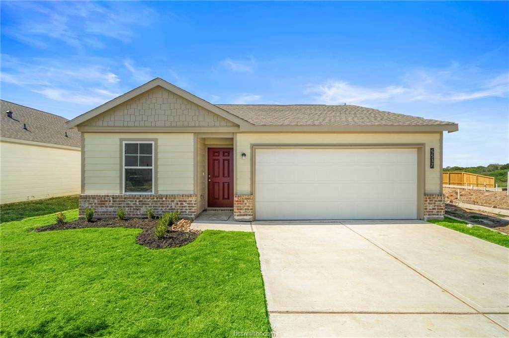 5537 Fox Bluff Drive - Photo 1