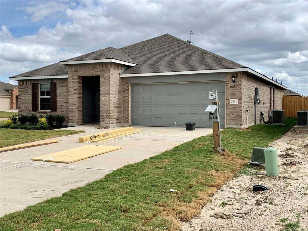 2401 Dog Leg Lane - Photo 1