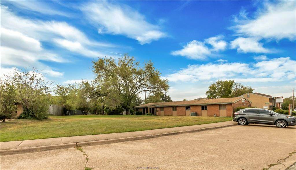 3507 Plainsman Lane - Photo 1