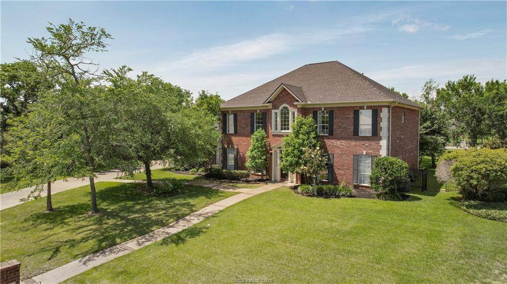 4912 Augusta Circle - Photo 1