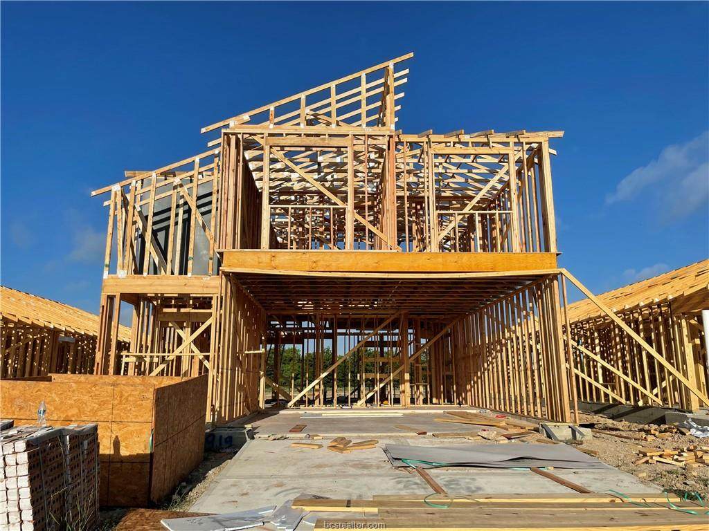 919 Kickapoo Lane - Photo 1