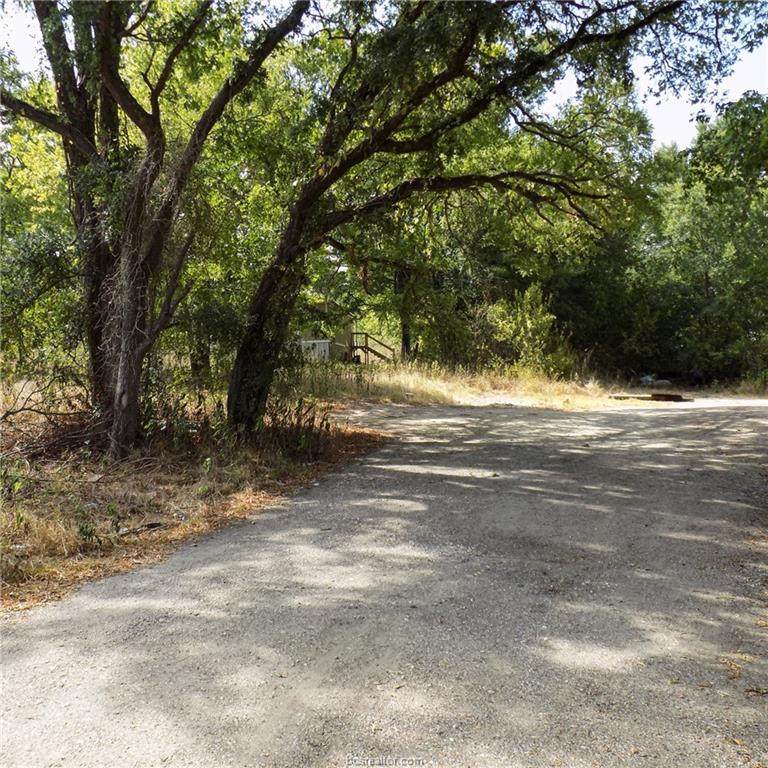 323 Johnson - Photo 1