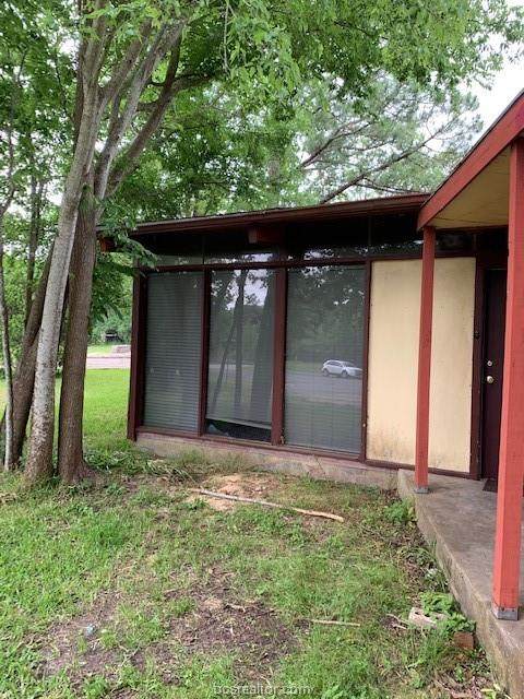 1106 Langford - Photo 1