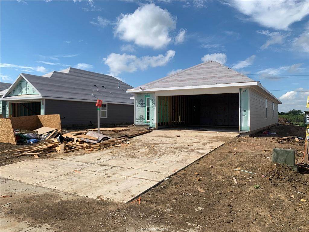 214 Broaddus Bend - Photo 1