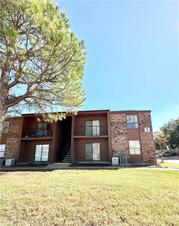 904 University Oaks #12 - Photo 1