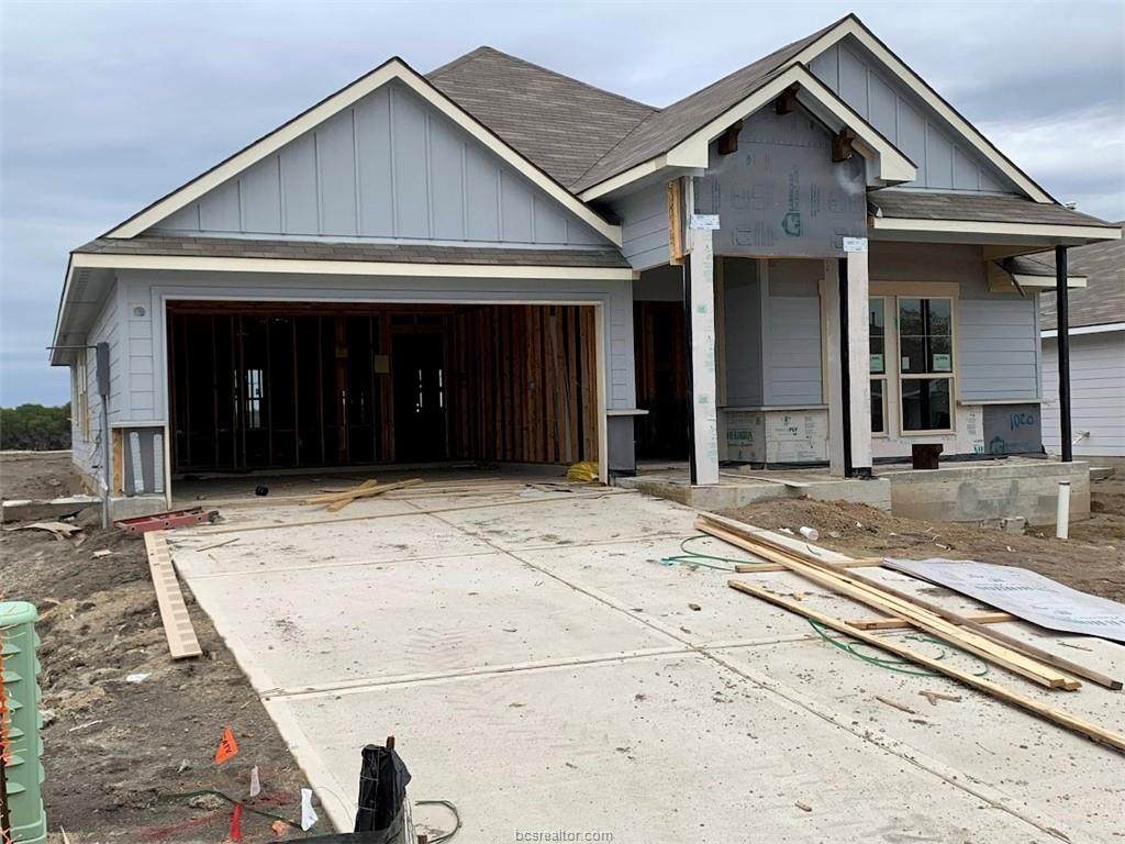 1020 Davy Street - Photo 1