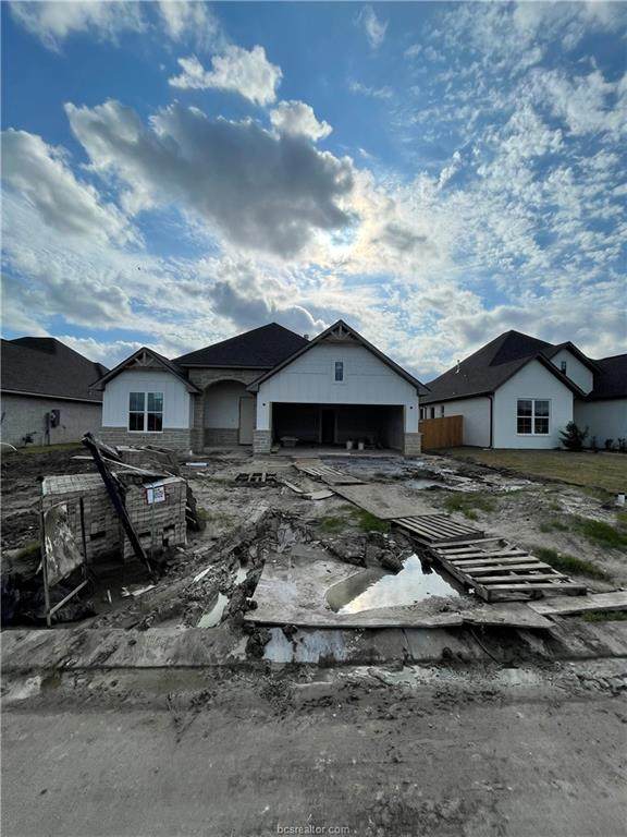 2903 Captain Court - Photo 1
