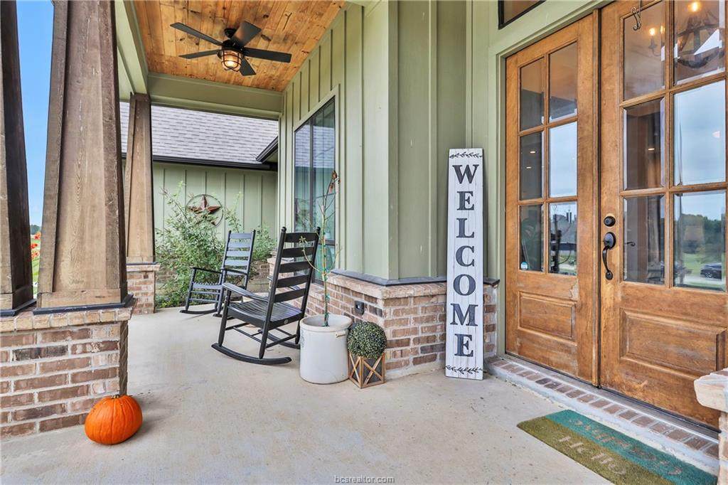 1930 Valley View Drive - Photo 1