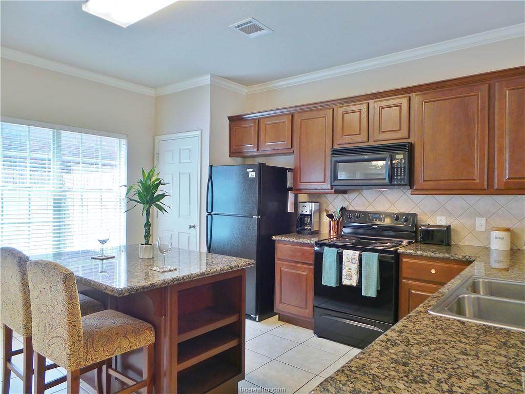 235 Forest Drive - Photo 1
