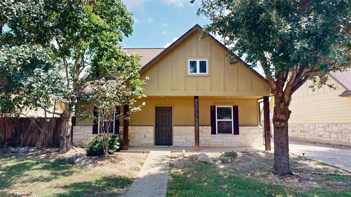 3359 Keefer - Photo 1