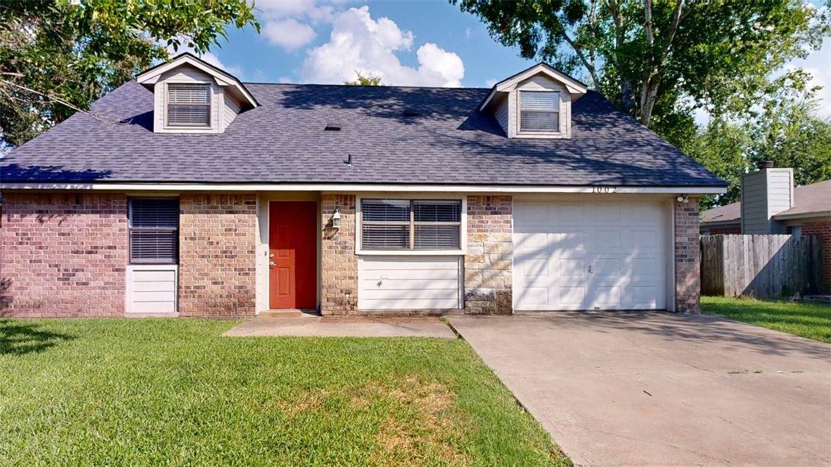 1002 Hardwood Lane - Photo 1