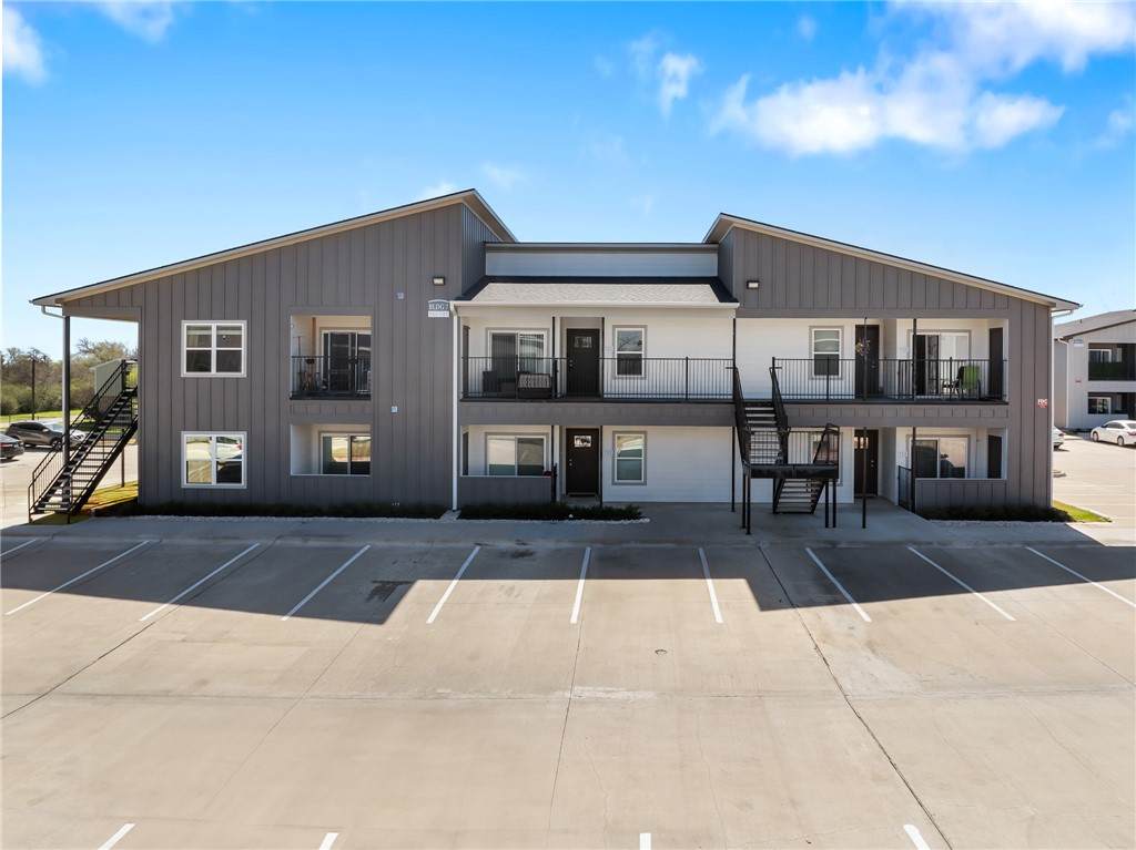 1326 Prairie Drive - Photo 1