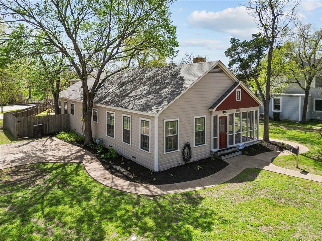 715 Eagle Pass Street - Photo 1