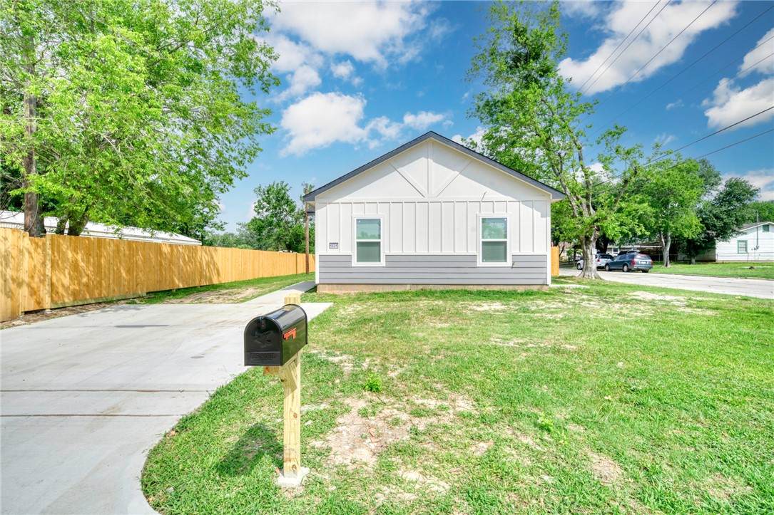 1601 17th Street - Photo 1