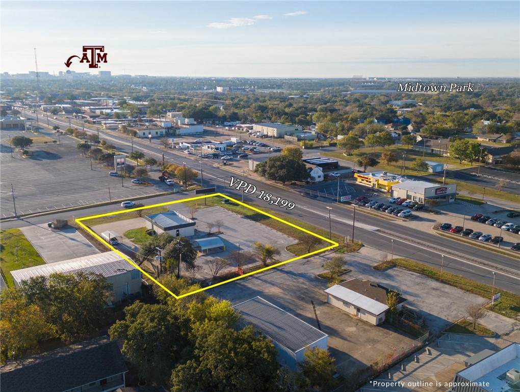 1811 Texas Avenue - Photo 1