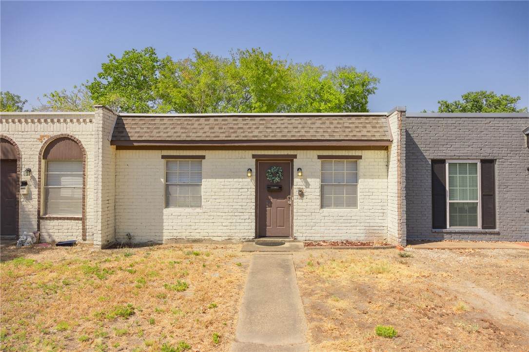 1604, 1714 Leona Drive - Photo 1
