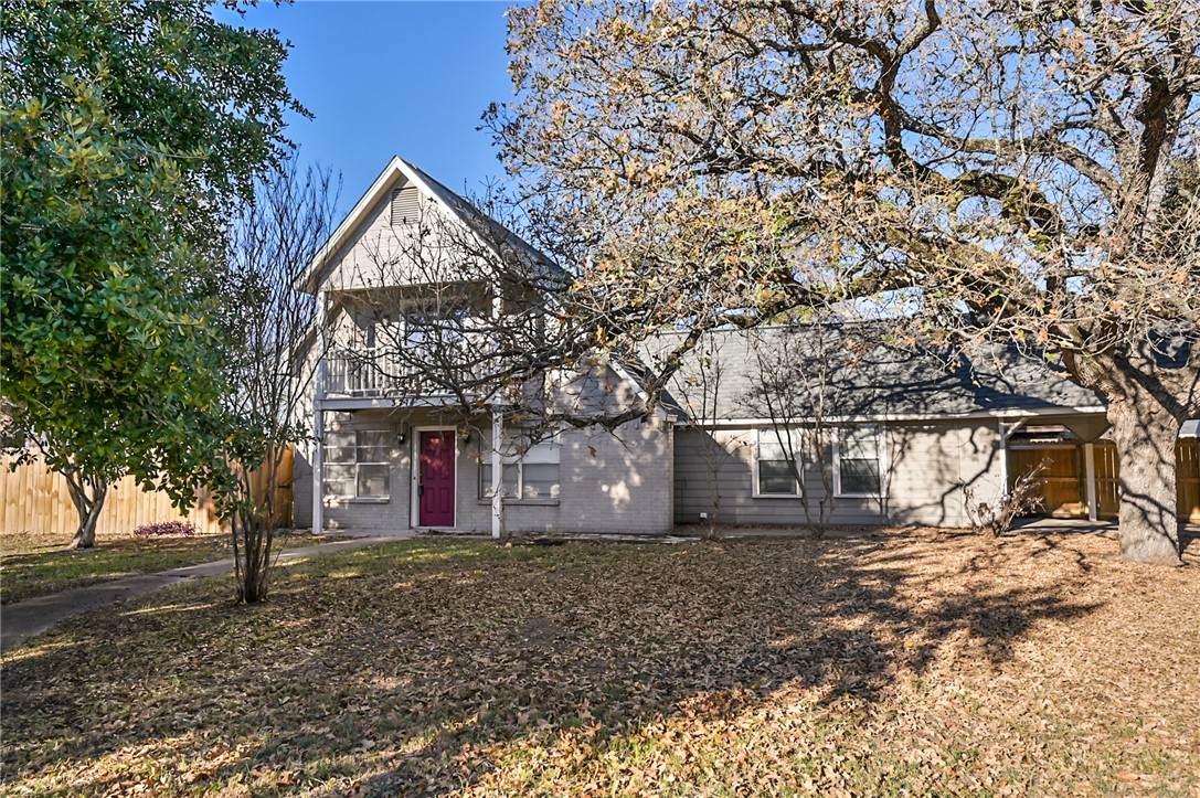3214 Heatherwood Drive - Photo 1