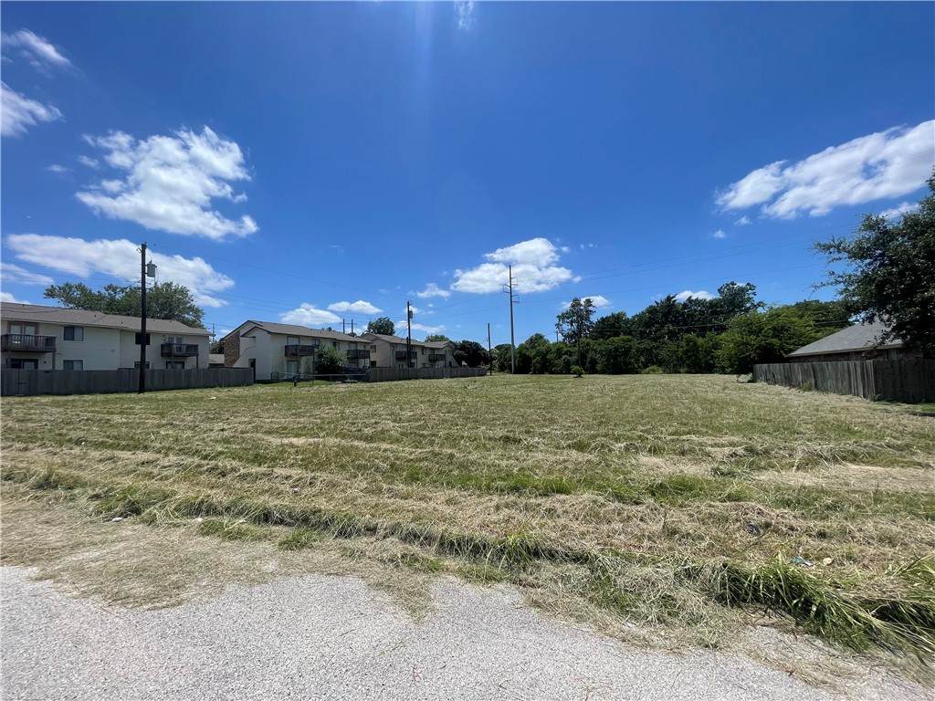 3605 Mohawk St - Photo 1
